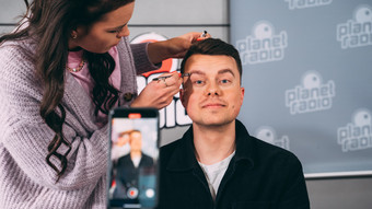 challenge: sarah schminkt johan