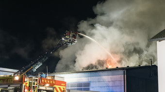 64-Jähriger stirbt bei verheerendem Feuer in Mainhausen