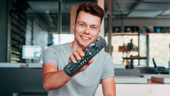 netflix, prime & co. - serien suchten mit johan