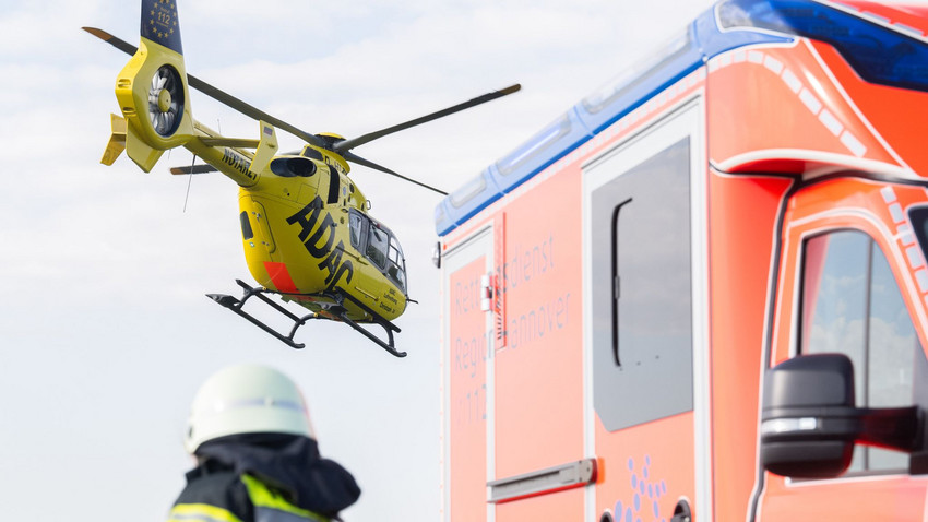 Unfall mit Traktor bei Tann: Motorradfahrer schwerstverletzt