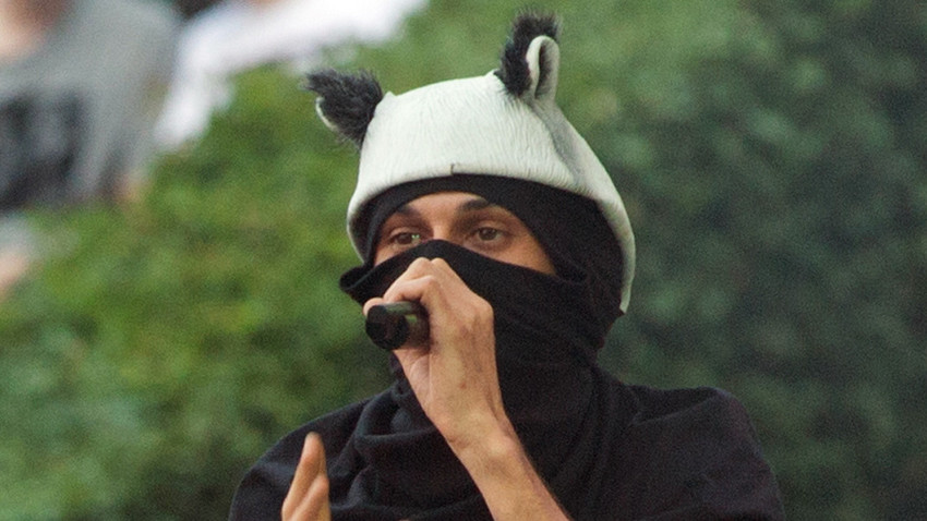 cro: neuer track und neue maske