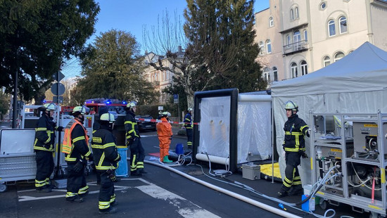 Gefahrgut-Einsatz in Bad Homburg: Sperrungen am Kurpark