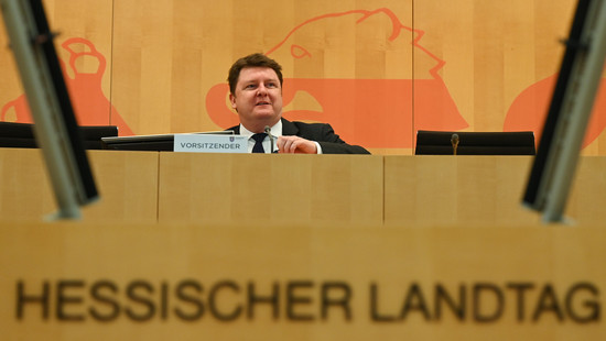 Parkschein-Affäre im Landtag: SPD-Politiker gibt Ausschuss-Vorsitz ab