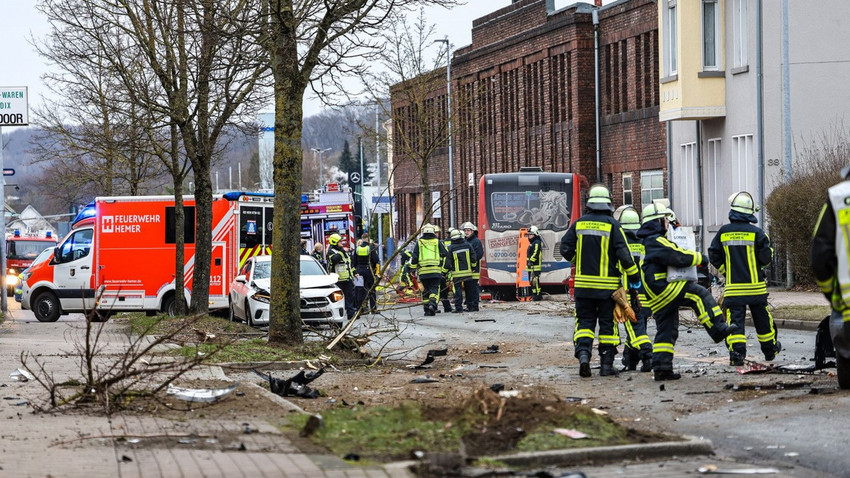 Bus-Unfall in Hemer: 13 Menschen verletzt, einer lebensgefährlich