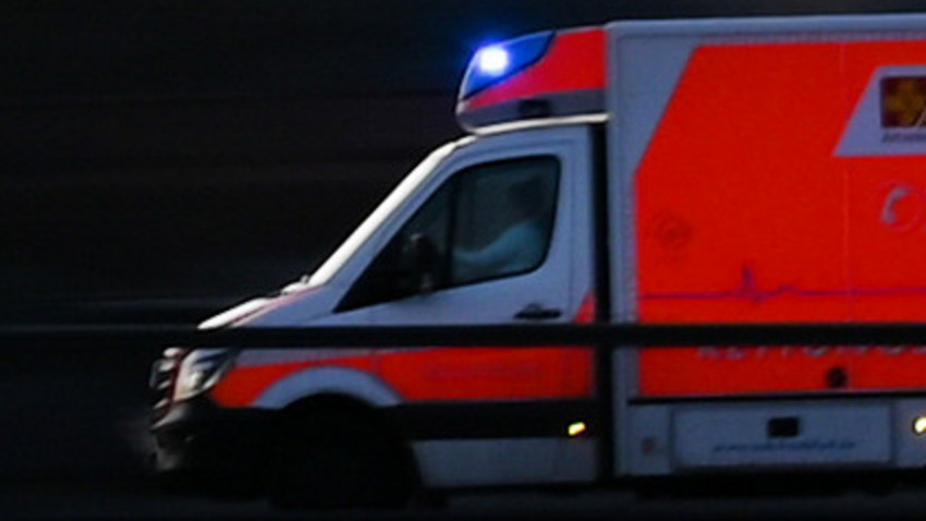 Limburg: Mann randaliert - Rettungskräfte schließen sich ein