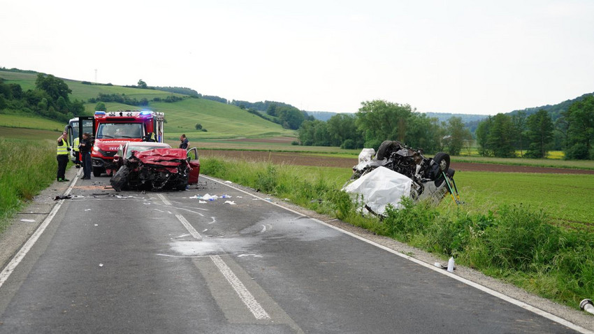Zwei Tote und zwei Schwerverletzte bei Unfall im Kreis Kassel