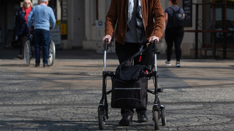 11 Jahre Haft für Rollator-Räuber in Fulda