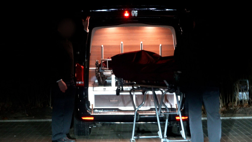 Fröhliche Partys zum Jahresstart - aber wieder Böllertote