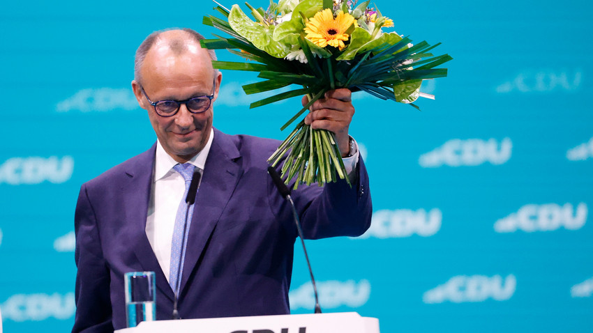 Merz mit deutlicher Mehrheit als CDU-Chef bestätigt