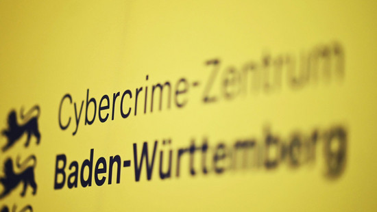Opfer online zu Selbstverletzung genötigt? 16-Jähriger in Haft