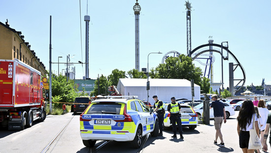 Achterbahn entgleist: Ein Toter in Freizeitpark in Schweden