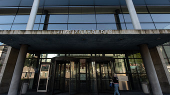 Führerscheine verkauft: Ex-Mitarbeiter der Stadt Kassel vor Gericht