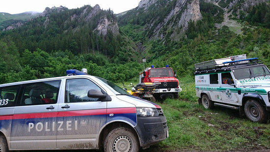 Schulklasse aus Bremen gerät in Österreich in Bergnot