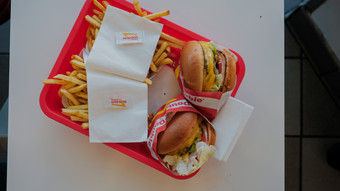 Bensheimer Jungs stranden nachts auf dem Weg in Fastfood-Restaurant