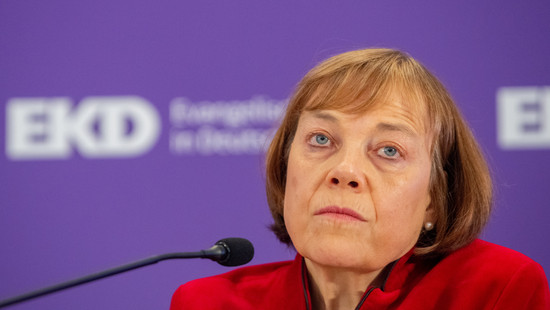 Die Vorsitzende des EKD-Rats Annette Kurschus hat ihr Amt niedergelegt