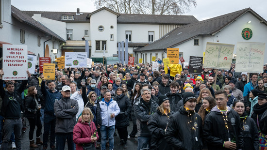 1000 Teilnehmer bei Demo gegen das Aus der Pfungstädter Brauerei