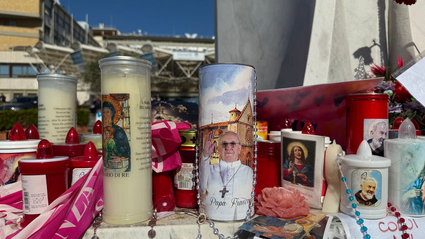 Vatikan: Rückschlag für Papst Franziskus - weitere Anfälle von Atemnot
