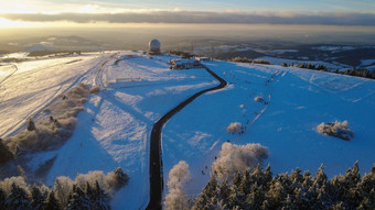 Vorfreude ist groß: Wann geht der Skibetrieb in Hessen los?