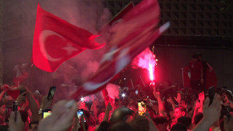 Türkei jubelt bei der EM 2024: Tausende Fans feiern Achtelfinaleinzug