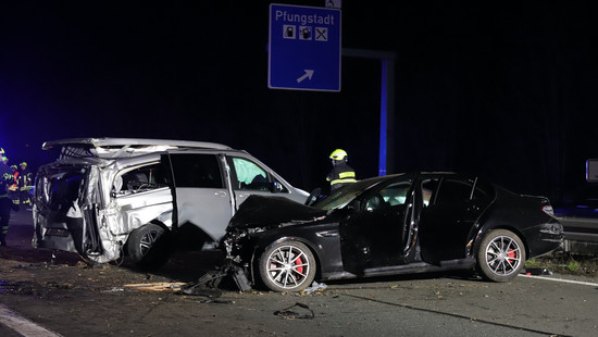 Vier Verletzte, Hund rennt weg: Schwerer Unfall auf A67 bei Pfungstadt