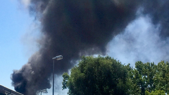 Feuerwehreinsatz in Ginsheim-Gustavsburg: Brand auf Firmengelände
