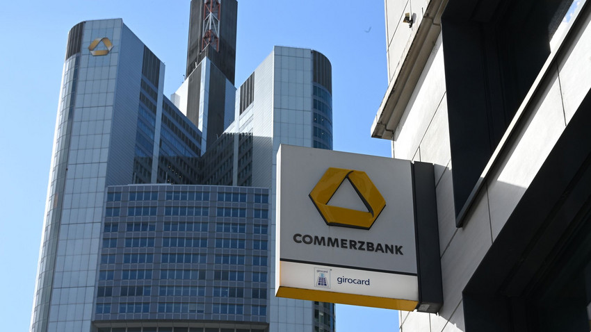 Commerzbank kontert Unicredit: Stellenabbau und Rekordgewinn