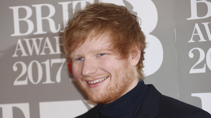 ed sheeran: überraschungsauftritt in karaoke bar
