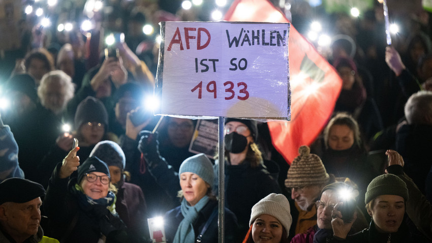 Starke Verluste für AfD im neuen ARD-Deutschlandtrend