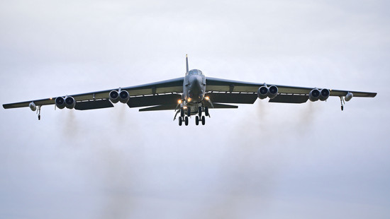 Acht Tote bei Absturz von B-52-Bomber in den USA