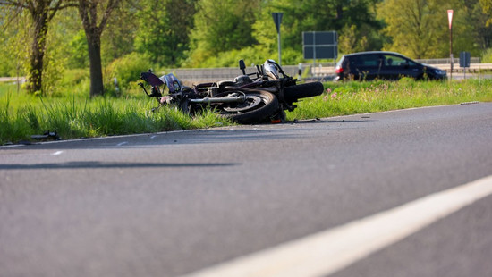Zwei Tote und ein Schwerverletzter bei Unfall nahe Hofbieber
