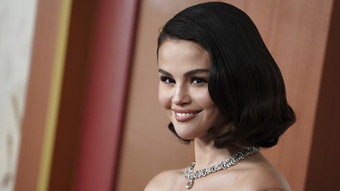 selena gomez: Diamantring für 11€ an Fans verkauft