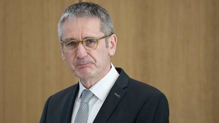 Hering stoppt Wechsel zu Lotto nach heftiger Kritik