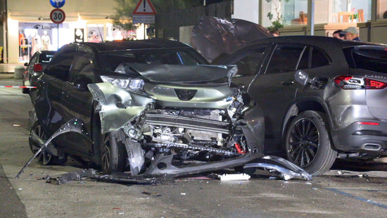 Toskana: Auto rast in Menschengruppe - Duisburger Schülerinn