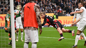 Bundesliga-Heimsieg: Eintracht Frankfurt schlägt FC St. Pauli mit 2:0