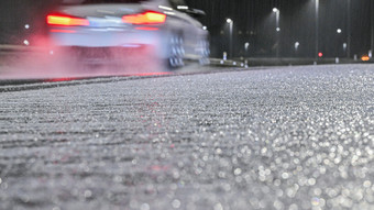 Viele Verletzte: Fast 40 Glatteis-Unfälle in Mittelhessen