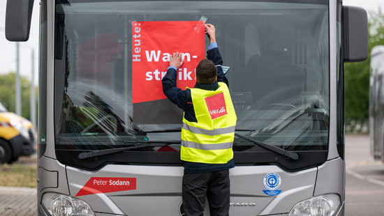 Bus-Streiks vom Tisch: Erfolg bei Schlichtung für private Fahrer