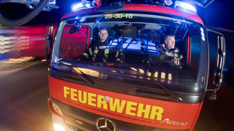 Brennender LKW auf A7 bei Knüllwald sorgt für Stau im Berufsverkehr