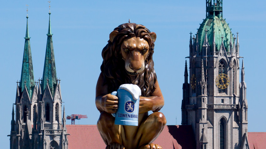 Netflix sucht 4.000 Komparsen für Film auf den Wiesn