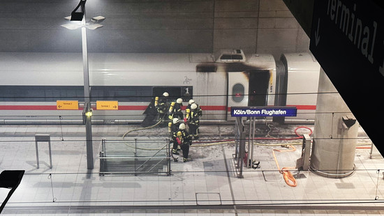 Feuer in ICE von Frankfurt nach Köln: Ein Verletzter