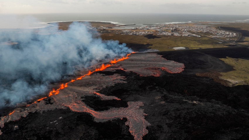Lavamassen nahe Fischerort - Neuer Vulkanausbruch auf Island