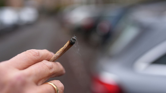 Experten fordern strengere Cannabis-Grenzwerte im Verkehr