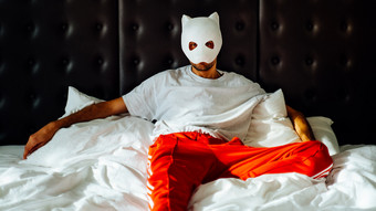 cro: neus album?