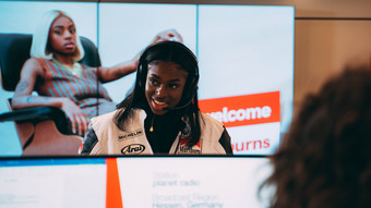 stars im tower: cat burns