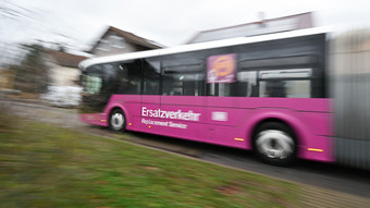 Riedbahn-Sanierung: Über 100 Fahrer für den Ersatzbusverkehr fehlen