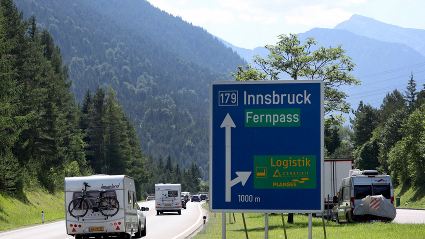 Fernpass Demo blockiert Urlaubsroute in Tirol