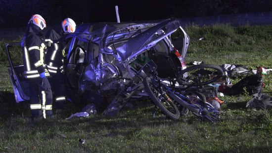 Drei Menschen bei Unfall auf A67 bei Pfungstadt teils schwer verletzt