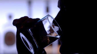 Über 100 Tote durch gepanschten Alkohol in Ankara
