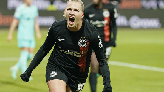 3:0 in Jena: Eintracht-Frauen überwintern wohl als Spitzenreiter