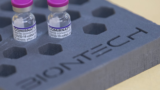 Mutmaßlicher Impfschaden - Verfahren gegen Biontech um Schmerzensgeld
