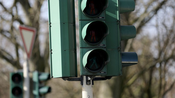 Technischer Defekt an Strommast: Nächtlicher Blackout in Bad Homburg